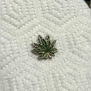 Green Leaf with Enamel